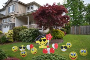 Mr Smiley plus Emojis Yard Card Signs Birthday Graduation Good Luck Decorations